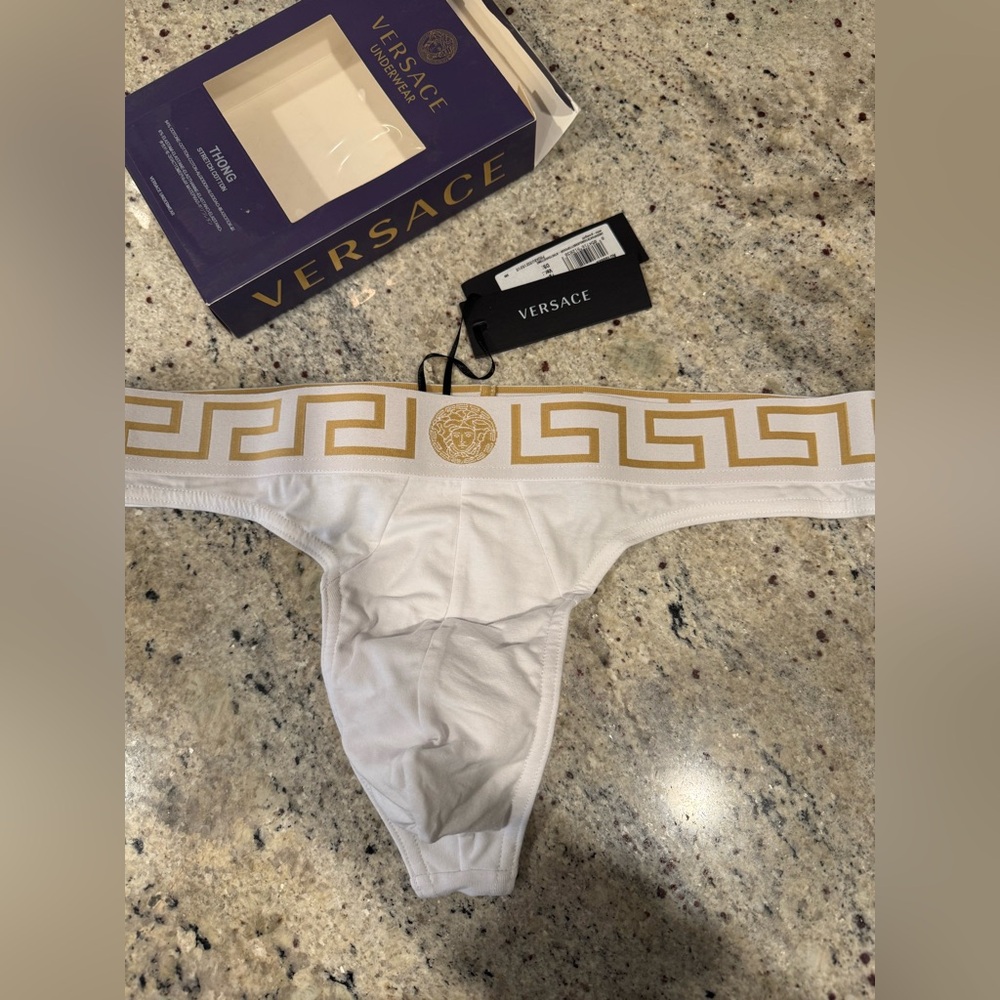NWT Versace Greca Iconic Thong Underwear White Men’s Size 7(US XL) Authentic